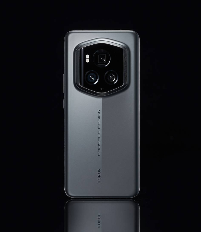 荣耀 magic6 系列的设计,和苹果三星华为旗舰机有什么不同?