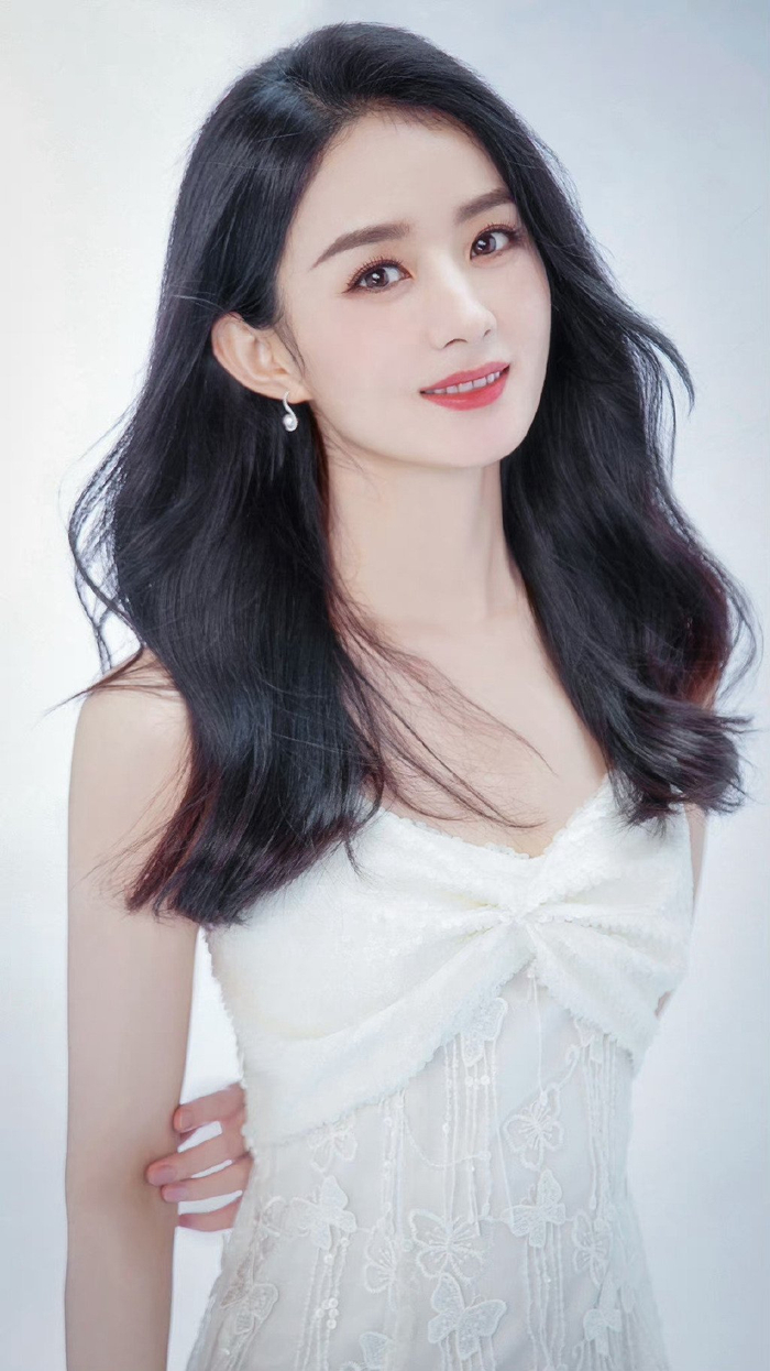 唯一纯白的茉莉花,赵丽颖穿白色好清丽好漂亮