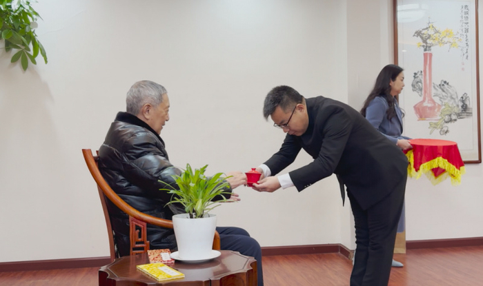 言传身教,薪火相传:尚江涛院长正式拜师国医大师熊继柏|熊继柏|国医
