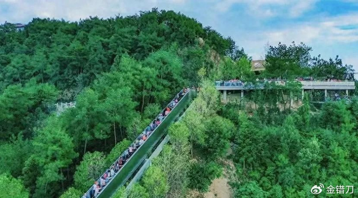 越变越壕的景区,为何不怕烧钱?|泰山_新浪新闻