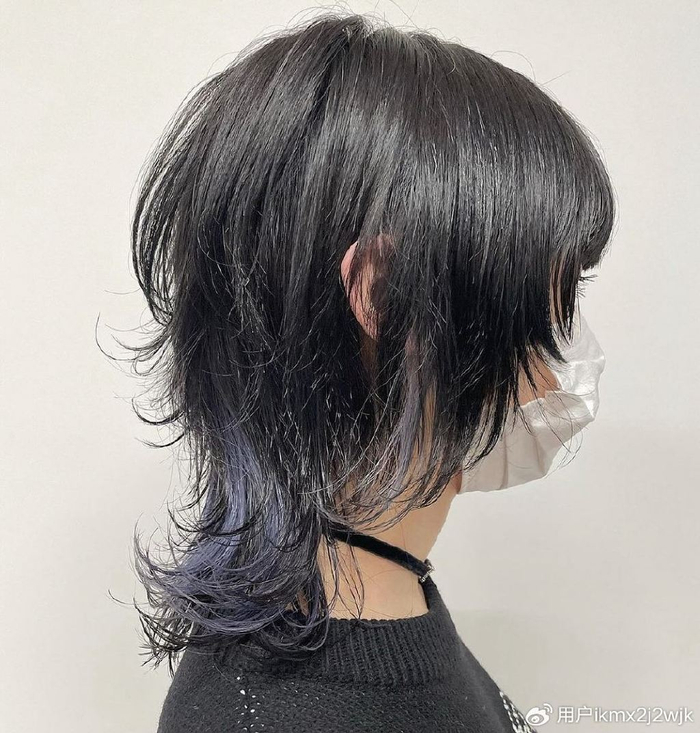 狼尾女发搭配潮流发色,搭肩长度让你越看越心动|狼尾|发色|发型_新浪