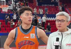  “李添荣带着大跳投来到了总决赛舞台”