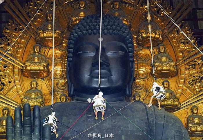 文化:奈良东大寺,一年一度的大佛擦身