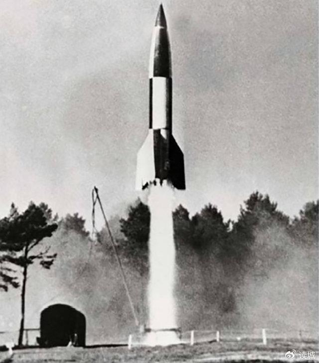 世界第一款超音速武器,德国v-2导弹,落地前无法察觉