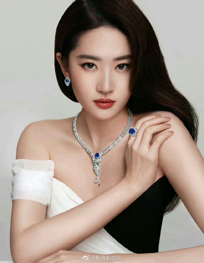 Angelababy、迪丽热巴和刘亦菲的珠宝大片来了……