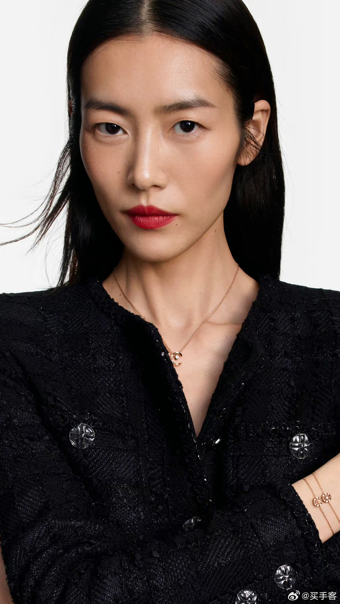 刘雯,井柏然再度合体演绎chanel coco crush……__财经头条