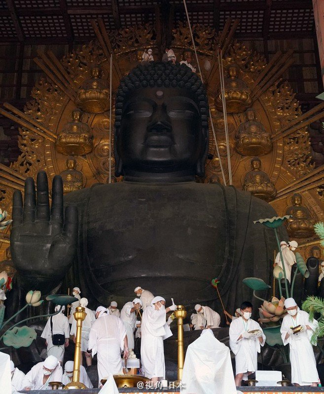 文化:奈良东大寺,一年一度的大佛擦身
