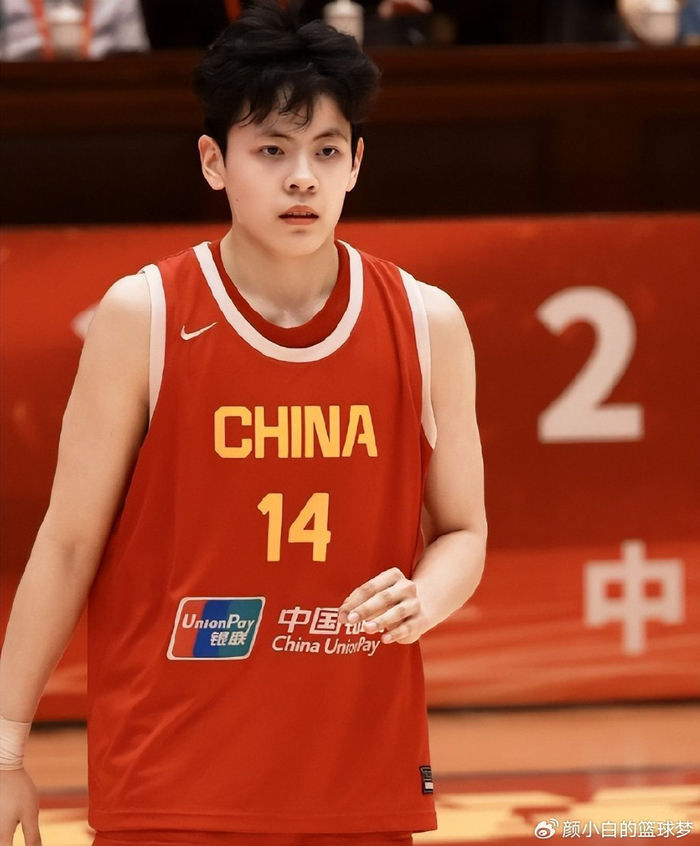 9中8轰17+4效率惊人!23岁杨舒予成女篮第一尖刀 球迷狂刷太强了|中国女篮|张子宇|韩旭|日本女篮|王思雨_新浪体育_新浪新闻