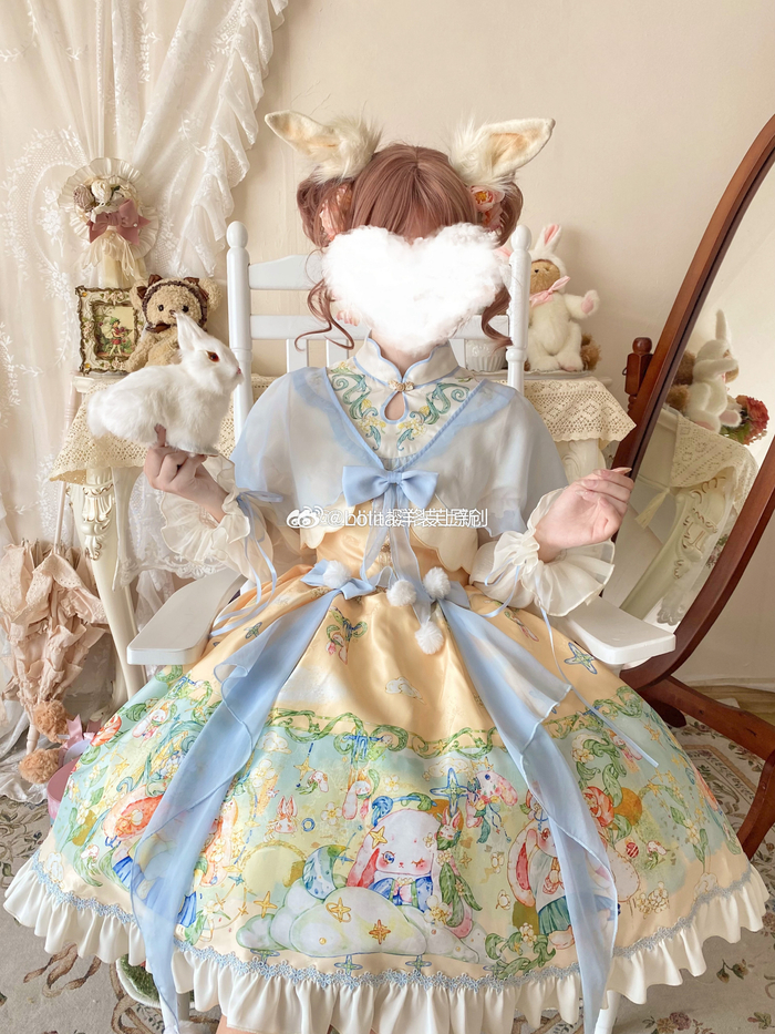 电阻:@Lolita樱洛芙原创 裙子:月桂祈灵-广寒仙型 图透__财经头条
