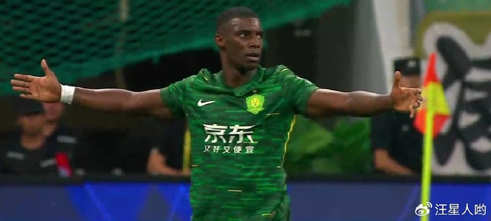 4-0！北京国安大胜武汉三镇，法比奥疑似假摔骗点，创2大新纪录