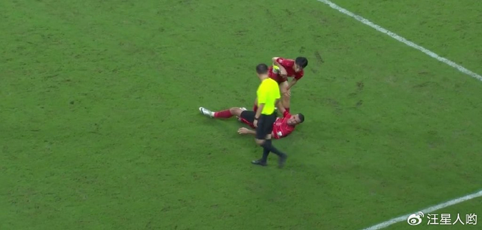 0-2！国安毫无斗志，球迷：上半赛季气势如虹，后半赛季软弱无力