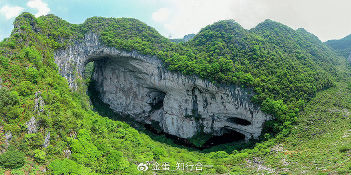 成为网红野景点,眼神摄人心|贵州|溶洞|天坑_新浪新闻