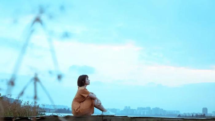 压力大到快要崩溃时：不诉，不伤，不群
