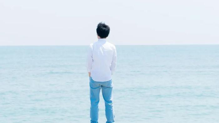 有一种奇怪的人格：谁对他好，他就欺负谁