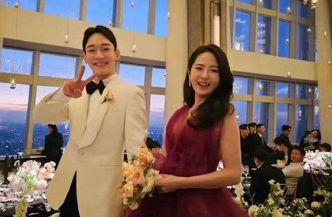 李敏镐惨变大叔!照片曝光引网友热议