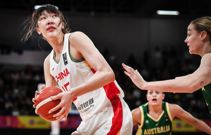 女篮韩旭晒赛后泡冰桶:加冰恢复|韩旭|女篮|冰桶_新浪新闻