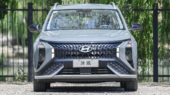 硬刚丰田现代沐飒开着如何