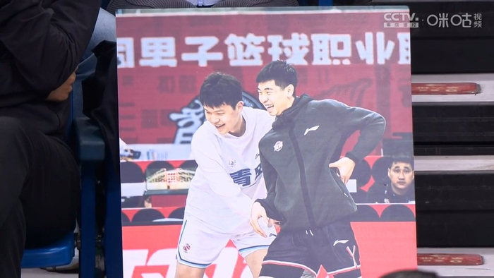 丢主场,焦泊乔15 9,广州队以下克上|青岛队|杨瀚森|杨金蒙_新浪新闻