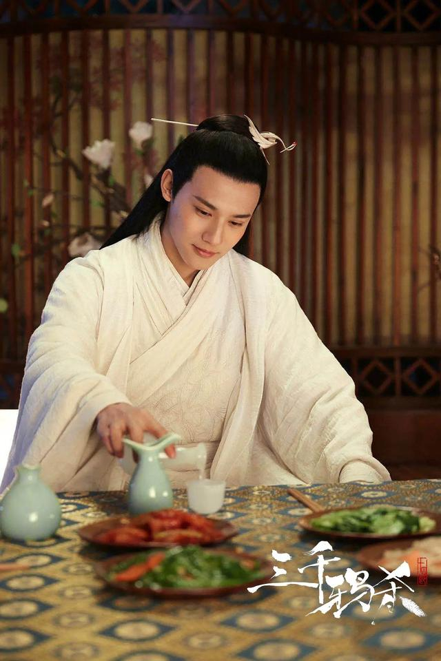 60位惊艳了时光的古装男神，谁是你的白月光？