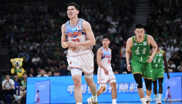 坐拥mvp和最强外援,却被全场压着打!深扒新疆打不过辽宁3大原因