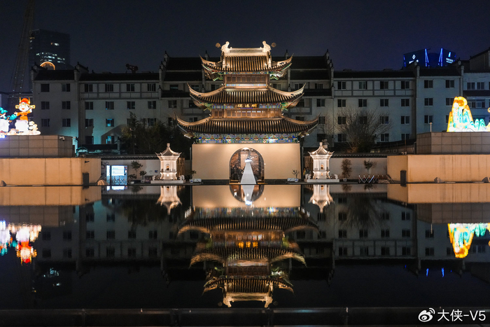 南京博物院必不可错过,它是中国三大博物馆之一,其前身是蔡元培等倡建