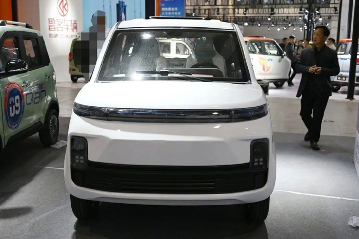 老头|车展|厂家_新浪新闻