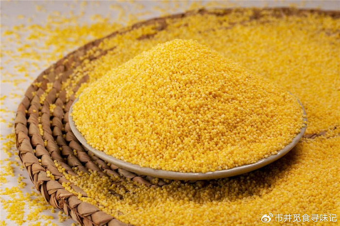 就要花费心思提高抵抗力,除了肉类等食材,作为谷物的小米也可以增强