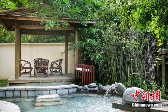 航拍徂徕山森林温泉康养中心.