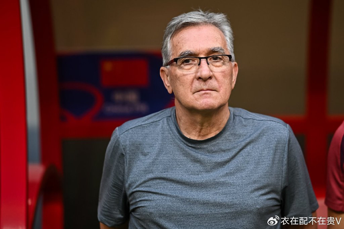 伊万下课，足协选帅挑花眼，洋帅简历堆满，本托+桑切斯2人最合适