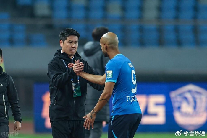 肇俊哲预定赛季最佳主帅将保级队带成争冠队未来有望执教国足