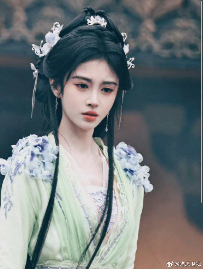 鞠婧祎绿衣造型好清新啊仙女下凡永远可以相信鞠婧祎