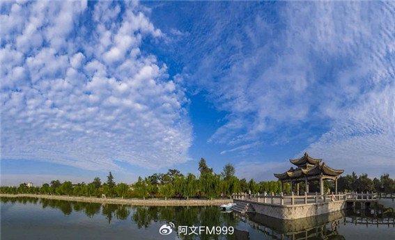 辉县百泉湖图片