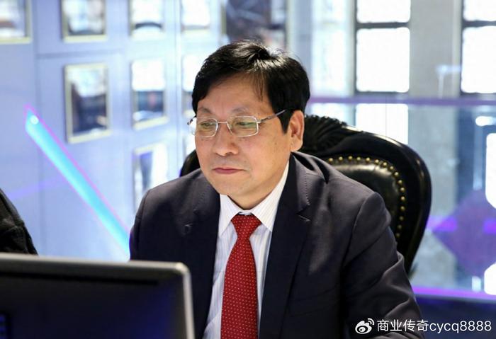 与卫小虎,石磊很相似,如今担任公司的副董事长兼总经理