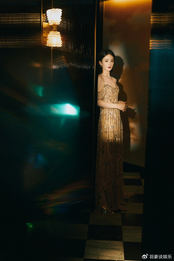 总的来说,赵丽颖的成功路径告诉我们,想要闯荡天涯,光有才华还不够