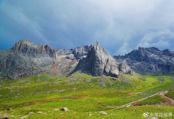 遗落在人间的仙境之地:四川阿坝的莲宝叶则