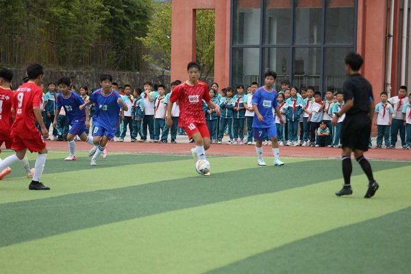 2025年贵阳贵安“市长杯”足球赛战鼓雷响，65支优秀球队巅峰会战