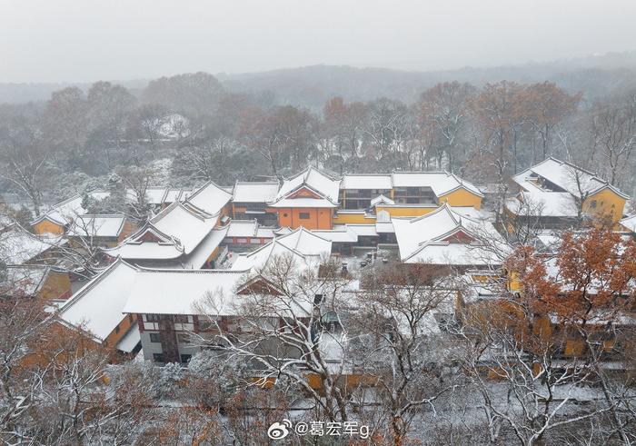 南京雪景紫金山图片