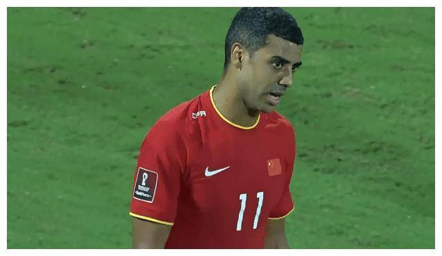 阿兰最低谷坚持不退籍 坚持是中国人 不想靠归化身份走后门进国家队