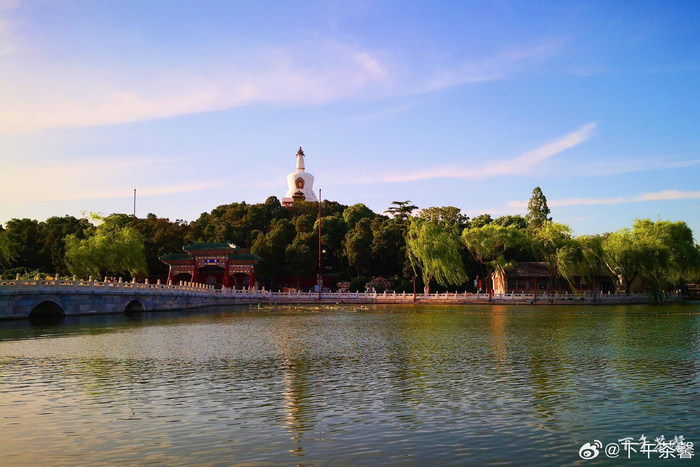 初夏北京北海公园 摄影