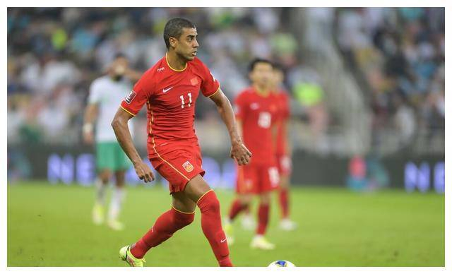 阿兰最低谷坚持不退籍 坚持是中国人 不想靠归化身份走后门进国家队