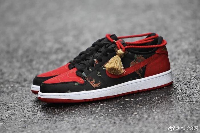 Air Jordan 1 Low OG “Chinese New Year” 限量8500双货号:……