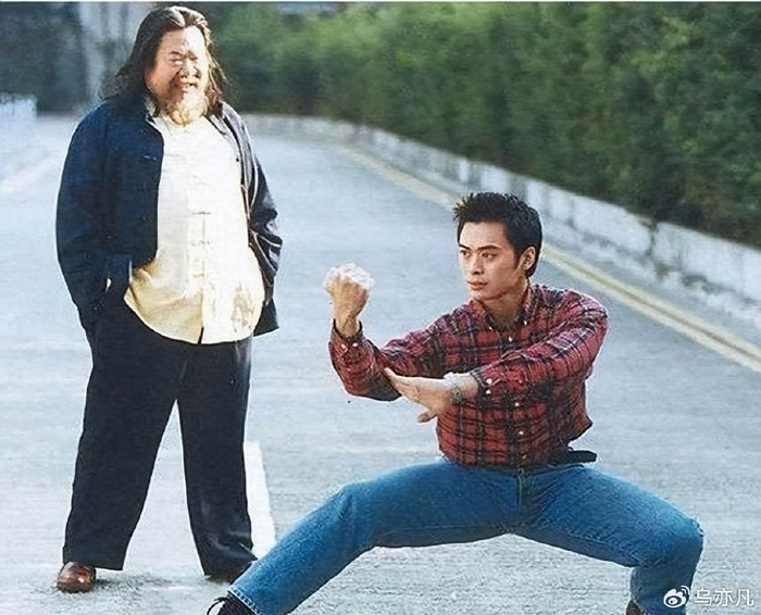他们竟是父子关系！这六对明星让你大开眼界，认识3对就很好啦！