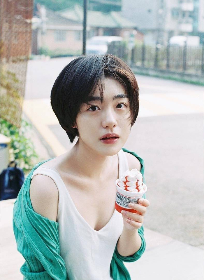 苏周妍 好甜的短发酒窝女孩