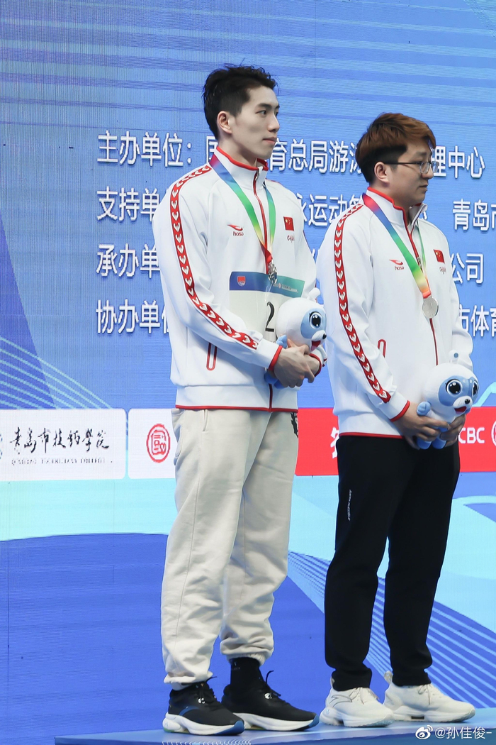 孙 佳 俊 游泳运动员 2000年男人