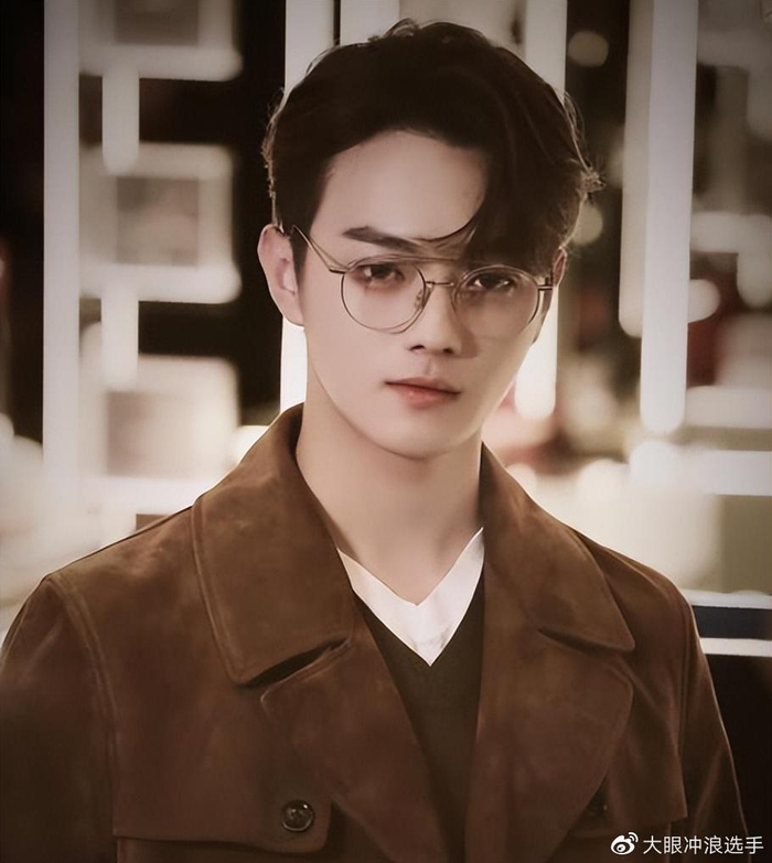 许凯的成长经历