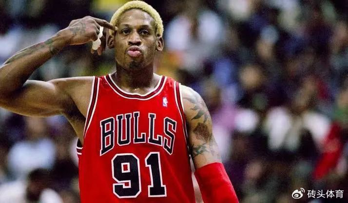 在nba,打架可是绝对的大忌,一旦犯规,禁赛和罚款是不可避免的下场.