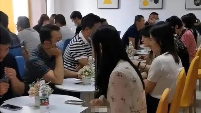 为什么全国男性比女性多3490万人，却还有1.16亿“女光棍”？