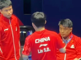 林诗栋讲王皓甩脸后续，王楚钦赢球却留隐患，陪练坐错地方遭投诉