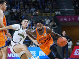 果然是当打之年的NBA全明星！10次出手轰18+9+7，球迷：真大结局了