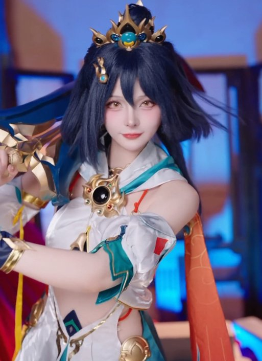 这种诡异造型突然在coser圈爆火?